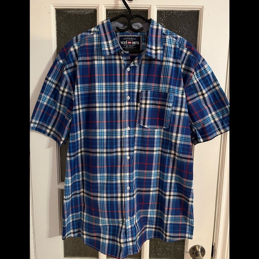 Ecko unltd button down short sleeve shirt